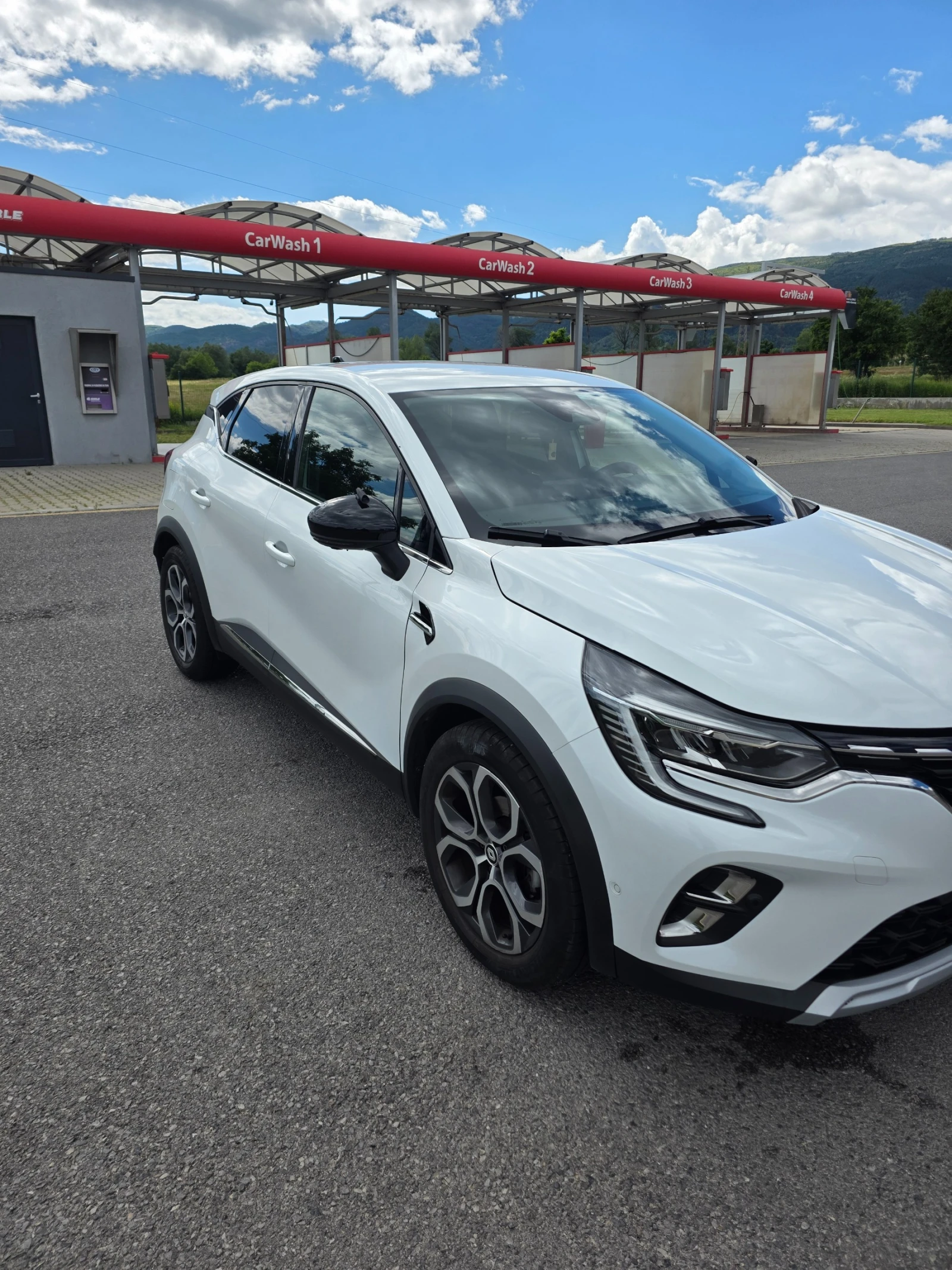 Renault Captur 1.3 Tce Mild hibrid, снимка 2 - Автомобили и джипове - 54894531