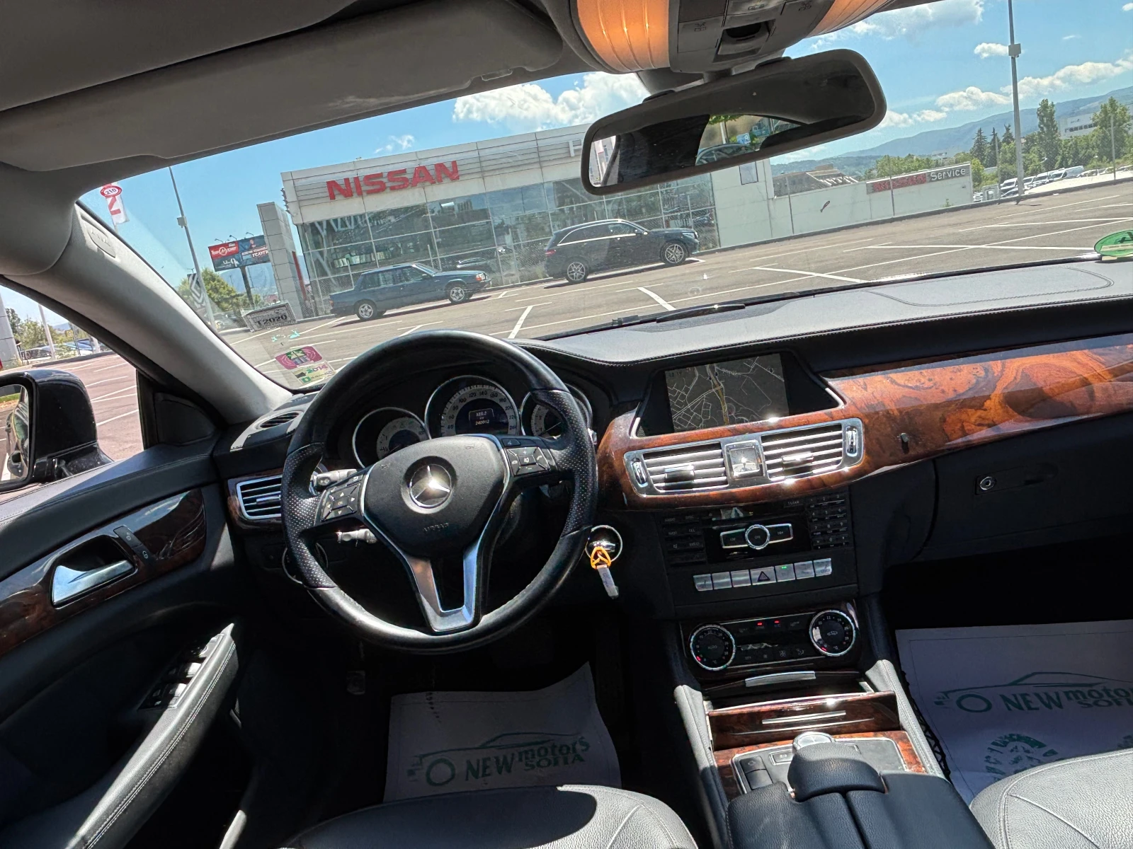 Mercedes-Benz CLS 350 3.5Бензин Лизинг през Уникредит по 187 евро, снимка 5 - Автомобили и джипове - 54912128