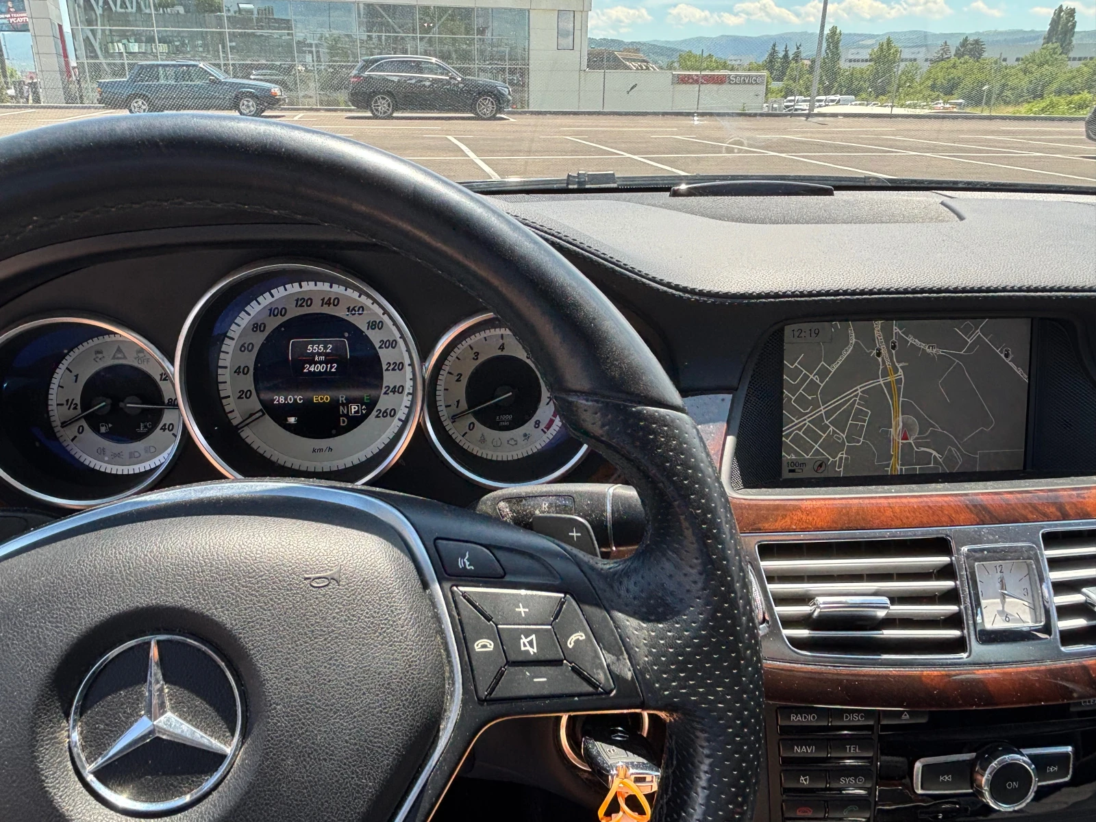 Mercedes-Benz CLS 350 3.5Бензин Лизинг през Уникредит по 187 евро, снимка 6 - Автомобили и джипове - 54912128