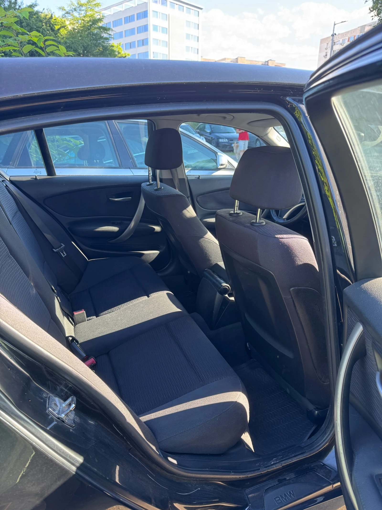 BMW 118, снимка 10 - Автомобили и джипове - 55024060