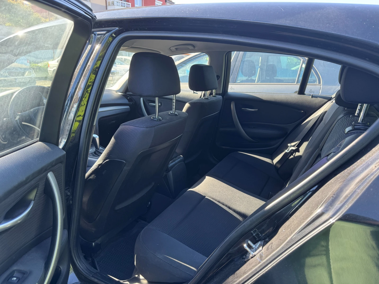 BMW 118, снимка 9 - Автомобили и джипове - 55024060