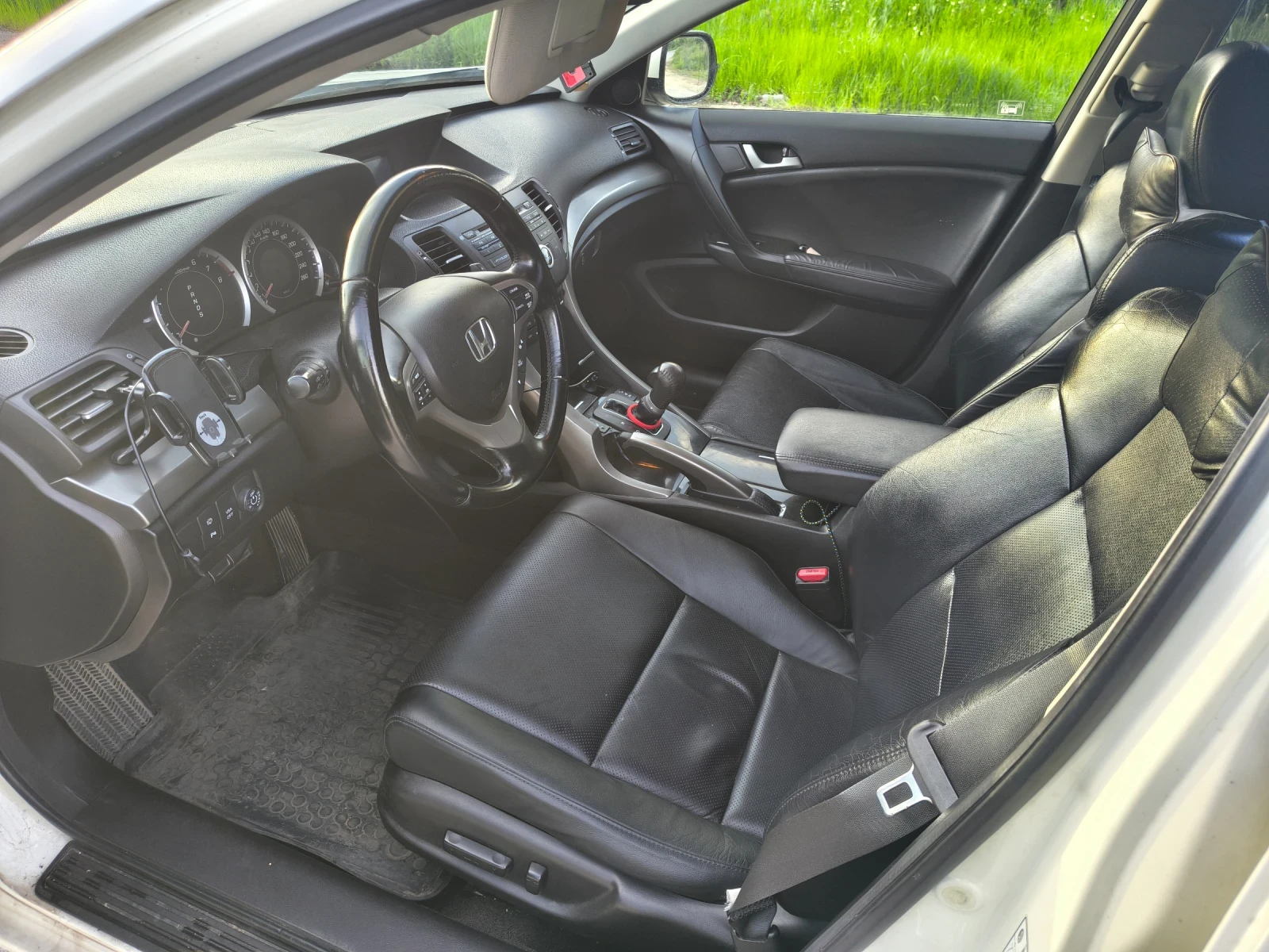 Honda Accord 2.4 бензин/газ, снимка 9 - Автомобили и джипове - 55373953
