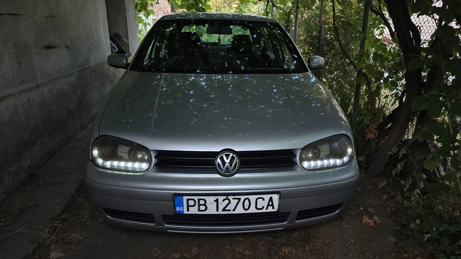 VW Golf