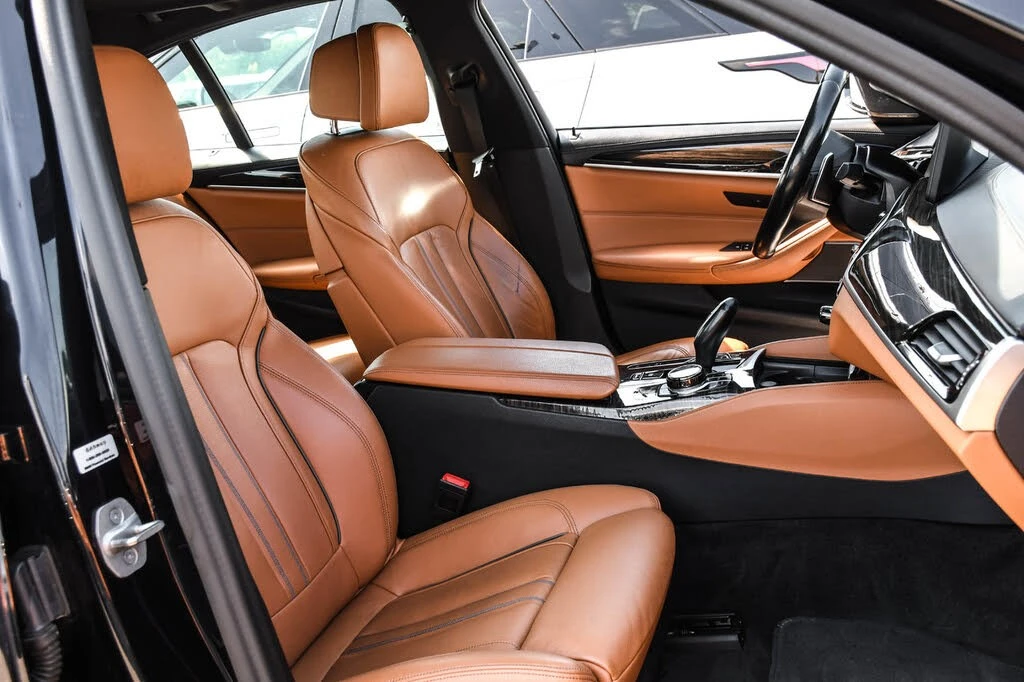 BMW 540 xDrive * АвтоКредит * (ЦЕНА ДО БГ), снимка 15 - Автомобили и джипове - 55591553