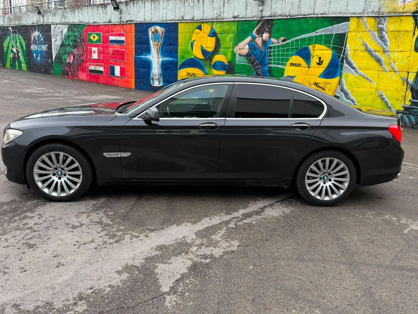 BMW 730 БАРТЕР + ТОП СЪСТОЯНИЕ, снимка 2 - Автомобили и джипове - 56073011