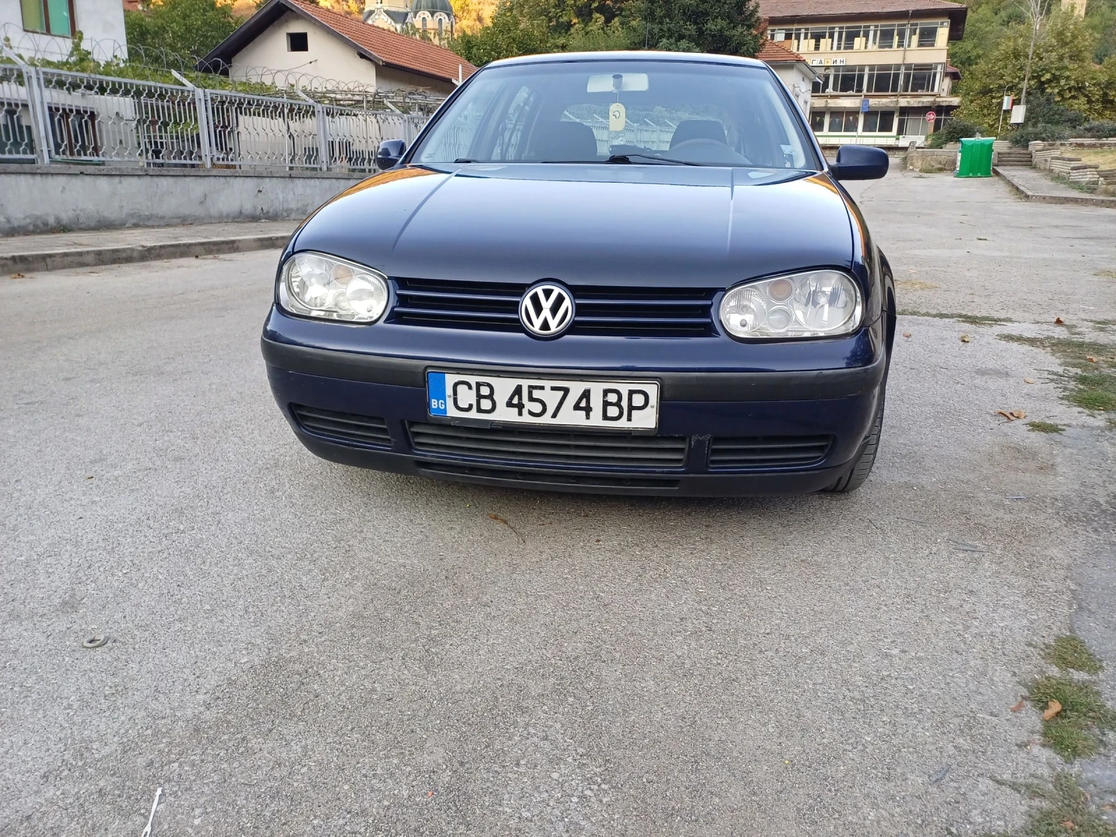 VW Golf 1.4 Газ-бензин , снимка 7 - Автомобили и джипове - 56133721