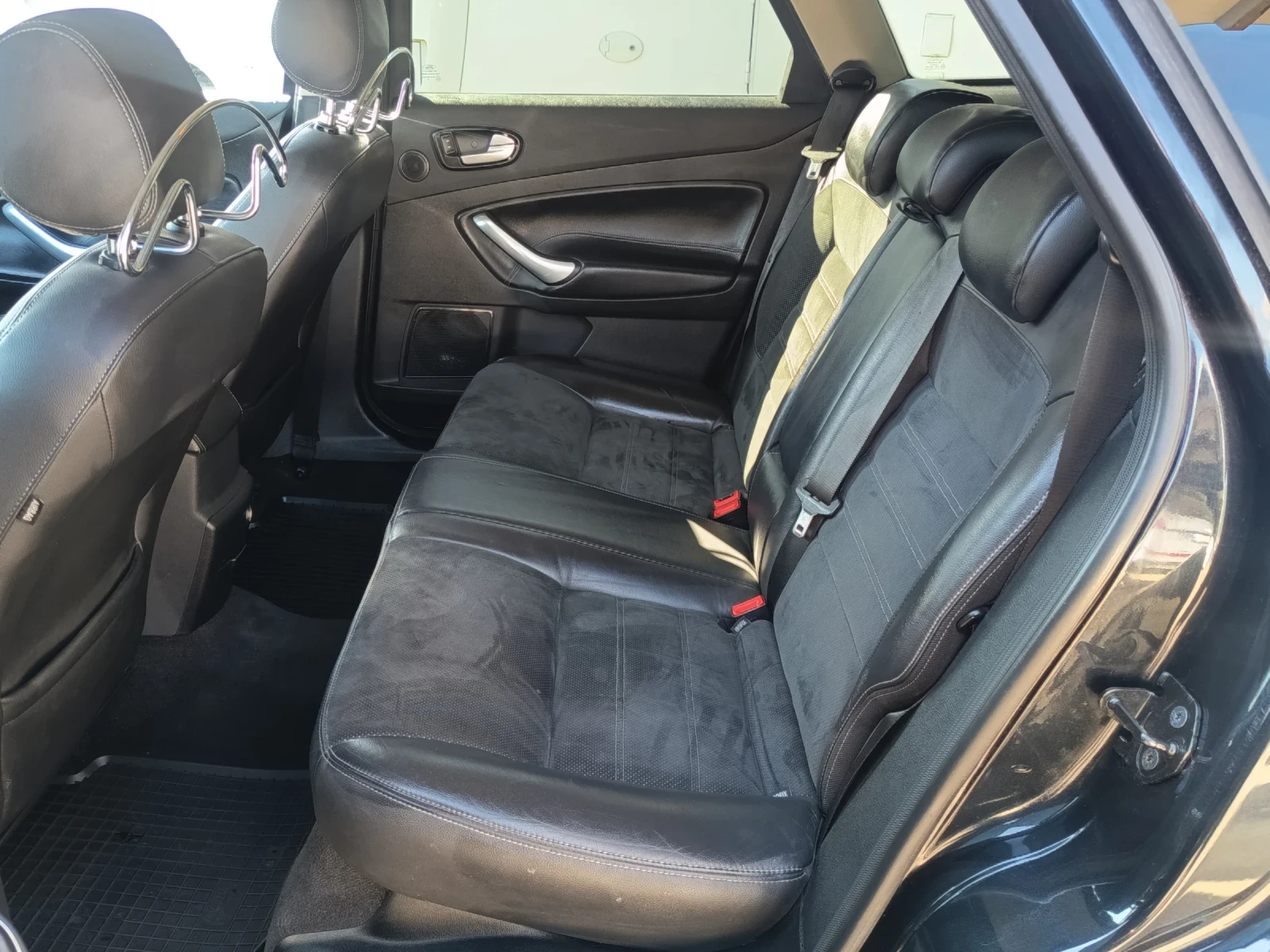 Ford Mondeo 2.2tdci, снимка 14 - Автомобили и джипове - 56373944