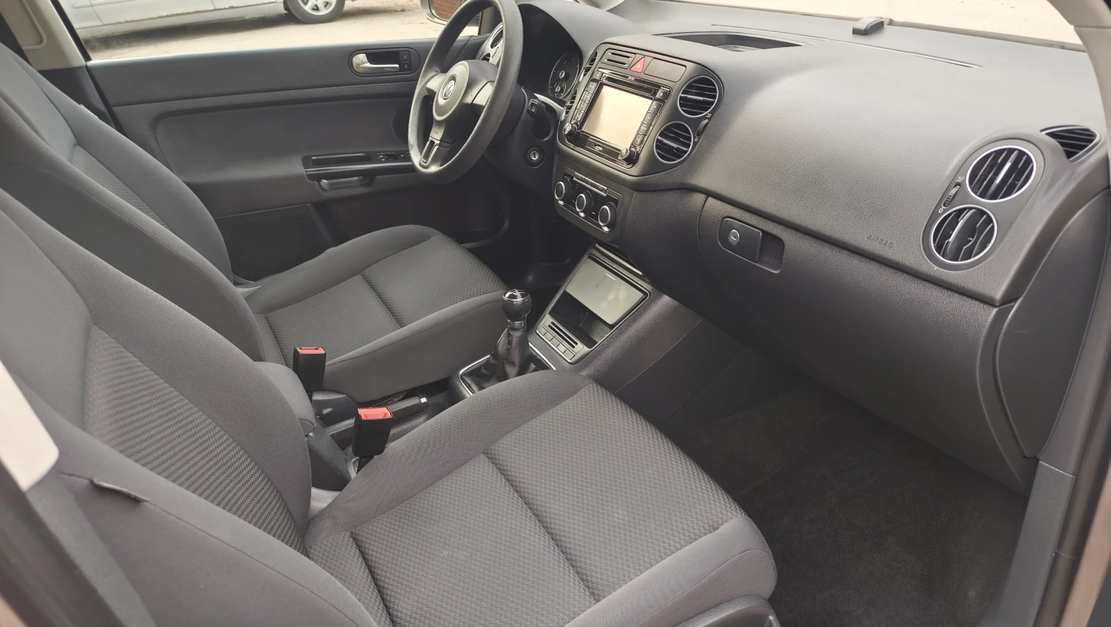 VW Golf Plus 1.6  105ps, снимка 7 - Автомобили и джипове - 56665696