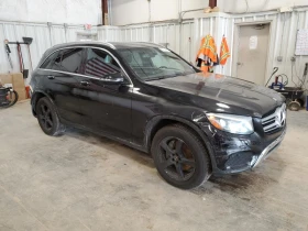  Mercedes-Benz GLC 30...