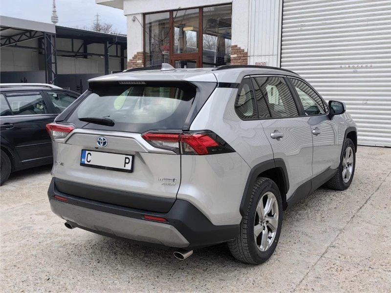 Toyota Rav4, снимка 5 - Автомобили и джипове - 47423149