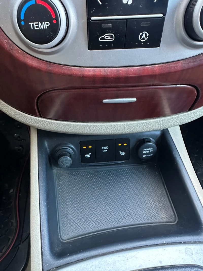 Hyundai Santa fe, снимка 10 - Автомобили и джипове - 52920726