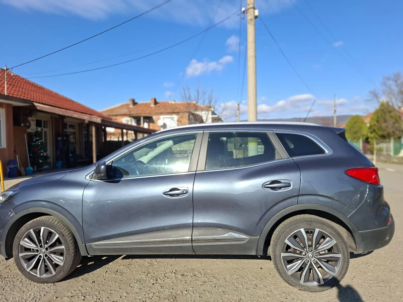 Renault Kadjar, снимка 8 - Автомобили и джипове - 52929379
