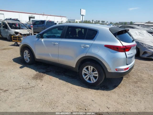 Kia Sportage 2.4 LX, снимка 3 - Автомобили и джипове - 47748116