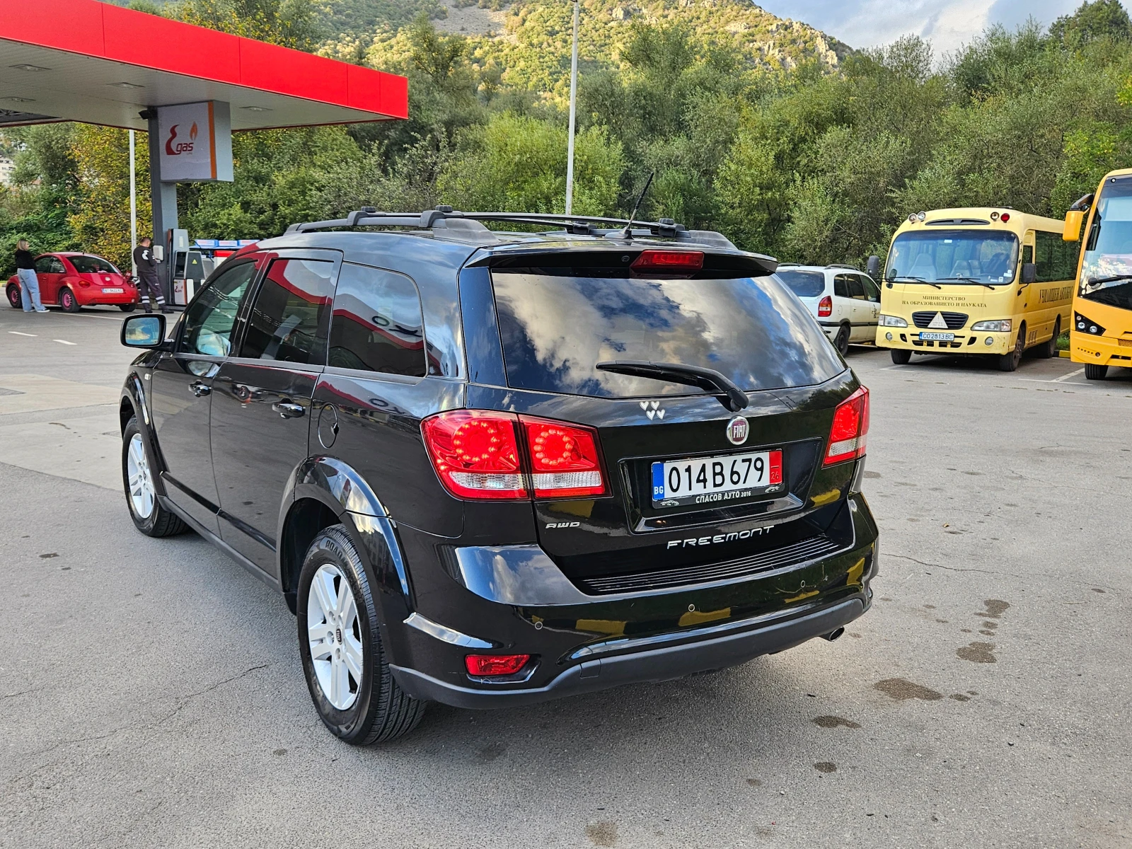 Fiat Freemont 2.0 AWD/Avtomat/7mesta - изображение 4