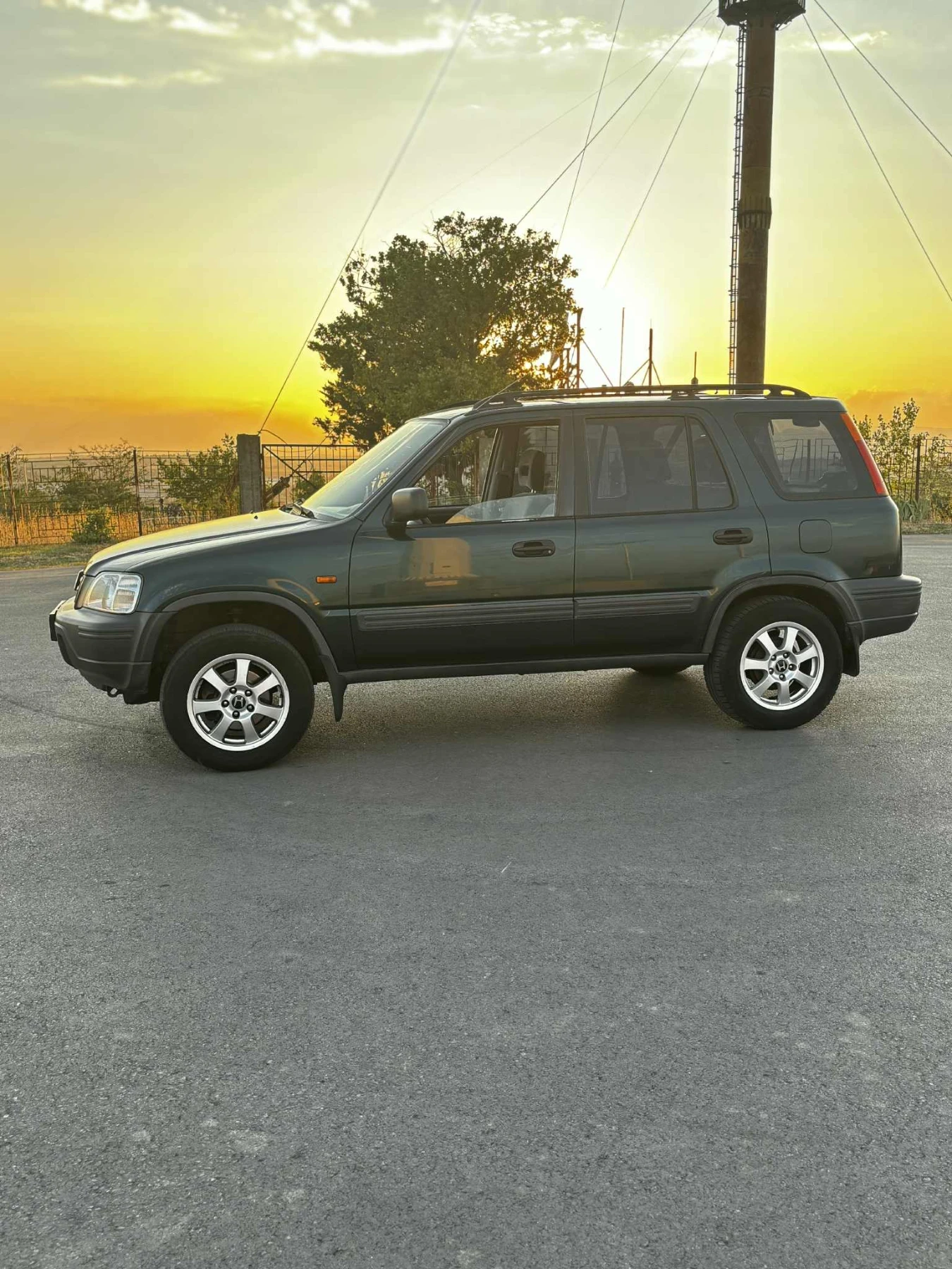 Honda Cr-v 2.0 - изображение 10
