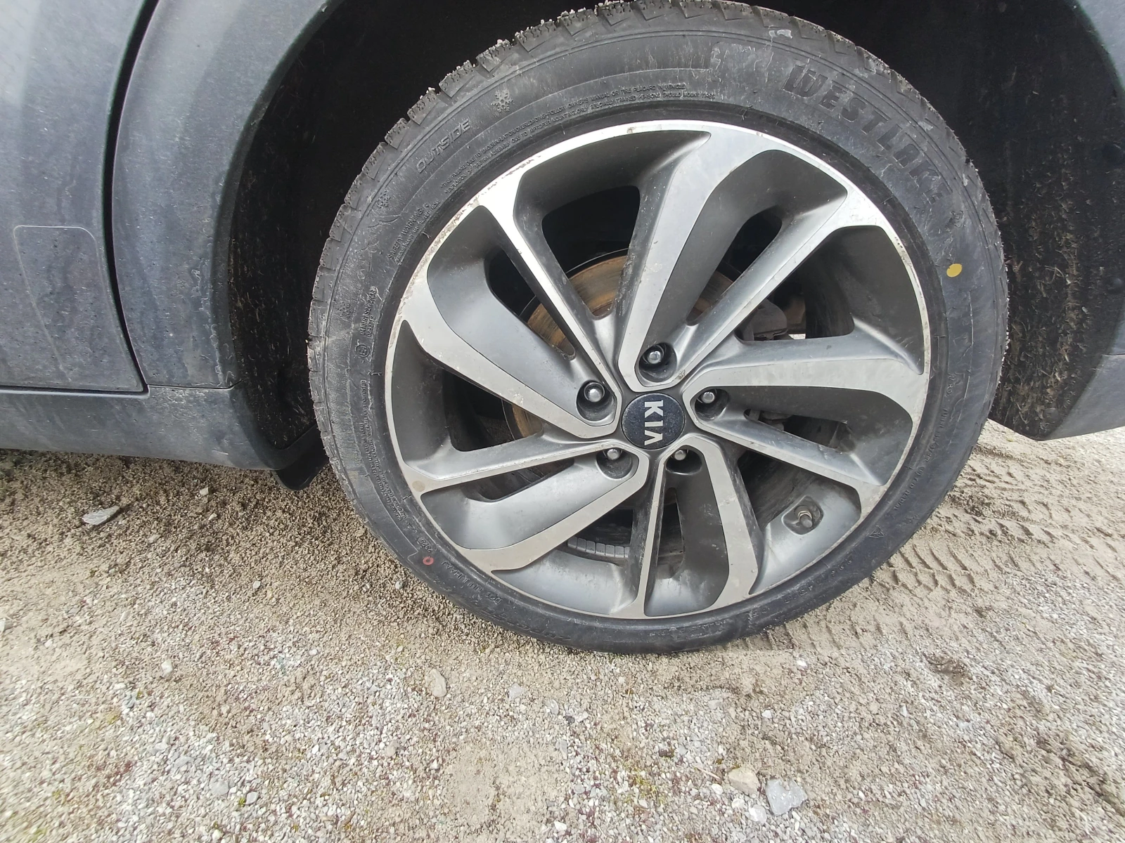 Kia Niro 1.6i-хибрид-105кс-НА ЧАСТИ, снимка 11 - Автомобили и джипове - 53583102