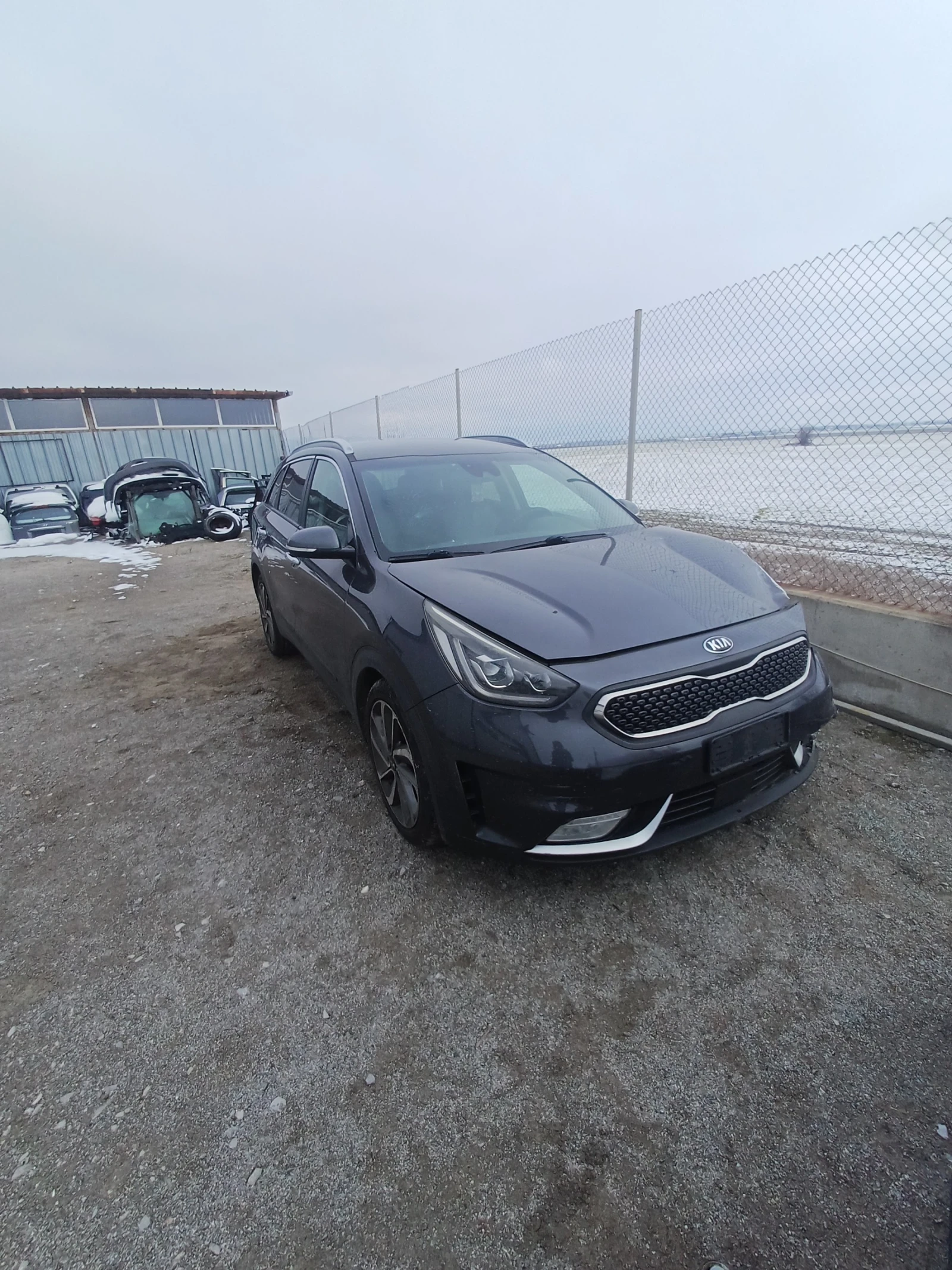Kia Niro 1.6i-хибрид-105кс-НА ЧАСТИ