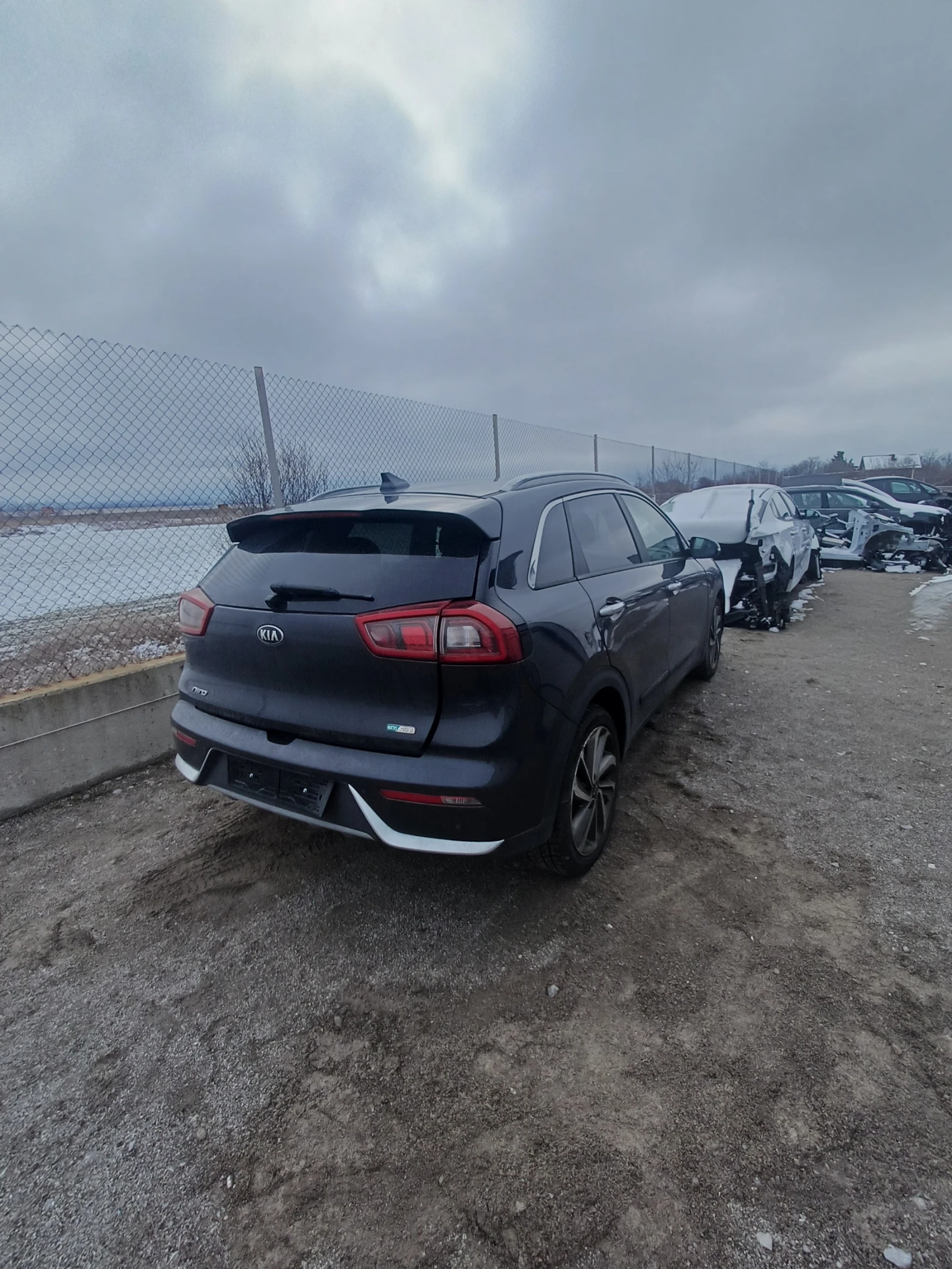 Kia Niro 1.6i-хибрид-105кс-НА ЧАСТИ - изображение 2