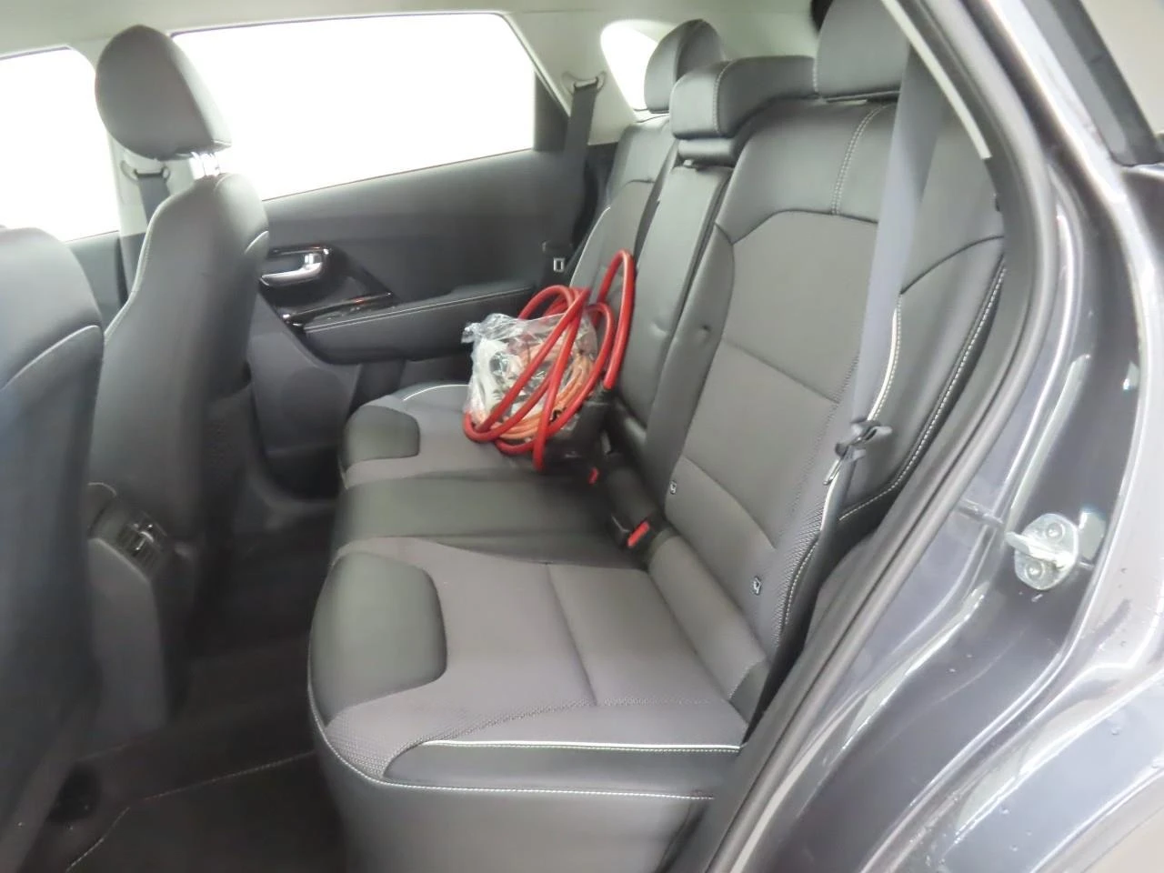 Kia Niro 65KWh DYNAMIC LINE/KIA CONNECT/SOH100% СЕРТИФИКАТ, снимка 7 - Автомобили и джипове - 53733242