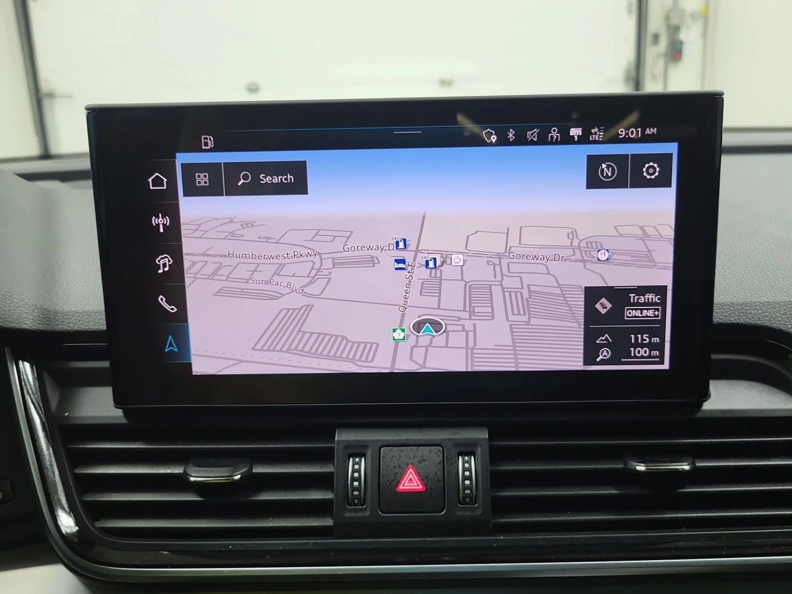 Audi Q5 Sportbak * TECHNIK * * CARFAX * * АВТО КРЕДИТ * * , снимка 12 - Автомобили и джипове - 54101083