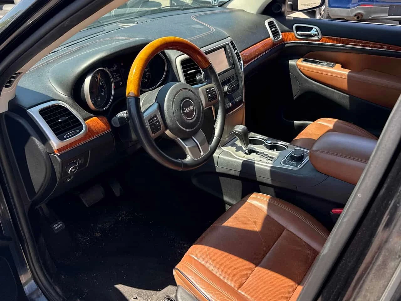 Jeep Grand cherokee | Overland | DISTRONIC | ОБДУХВАНЕ | ПАНОРАМА | , снимка 7 - Автомобили и джипове - 54755500