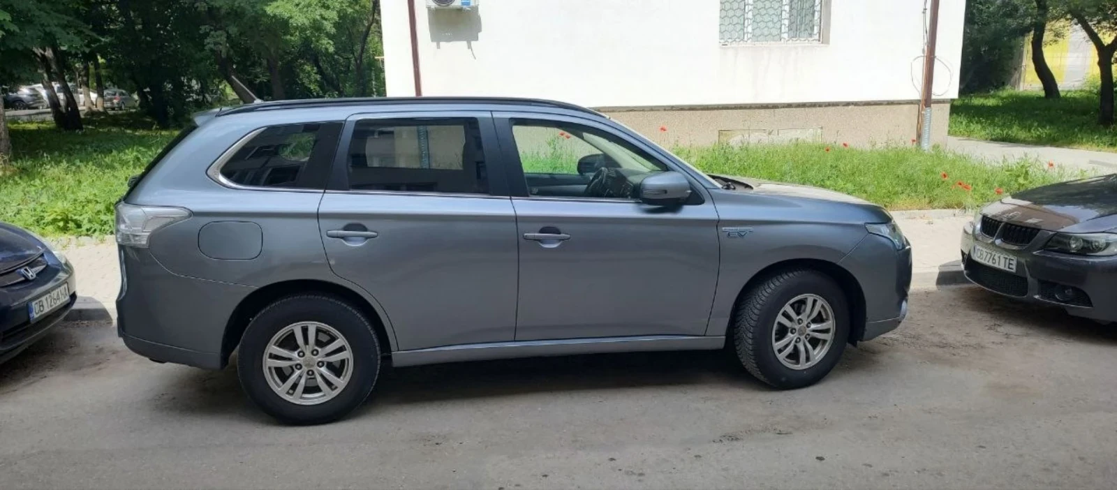Mitsubishi Outlander, снимка 9 - Автомобили и джипове - 54877911