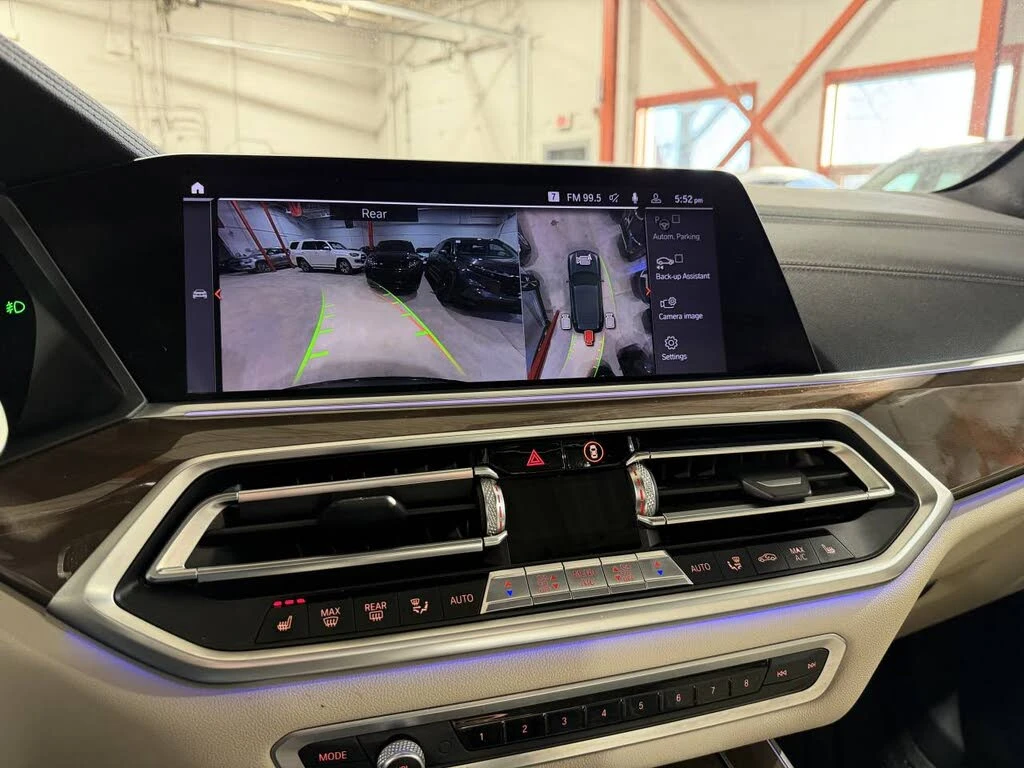 BMW X5 Xdrive40i* ПОДГРЕВИ* ПАНО* 360CAM* ФИКС. ЦЕНА* , снимка 10 - Автомобили и джипове - 55060433