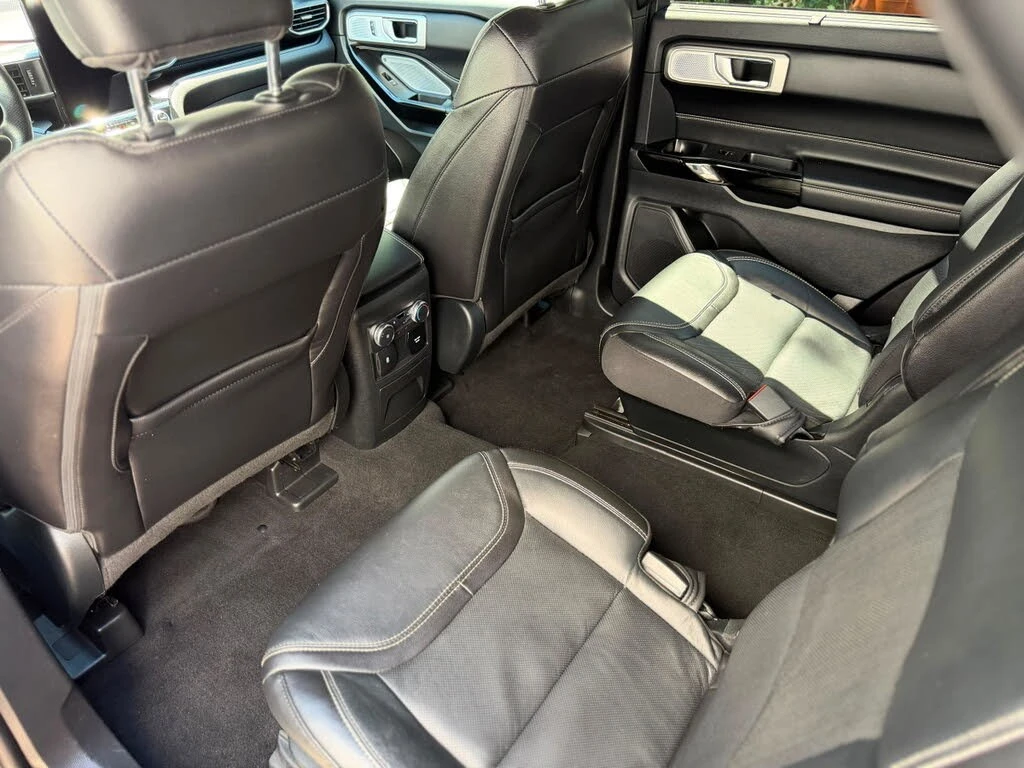 Ford Explorer ST * AWD* АвтоКредит * (ЦЕНА ДО БГ), снимка 14 - Автомобили и джипове - 55495798