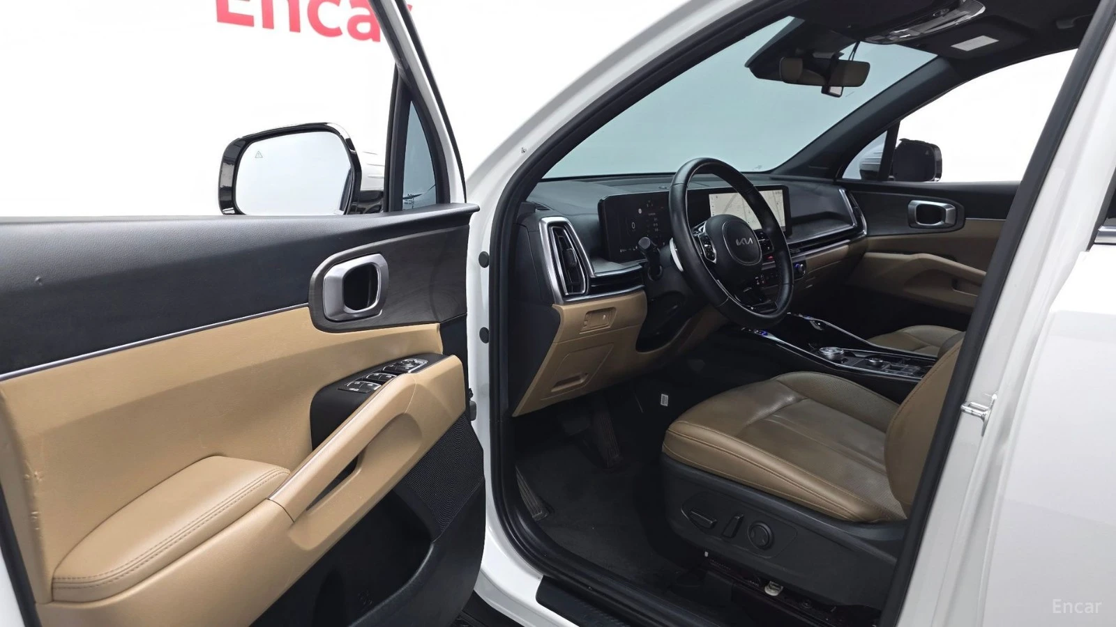 Kia Sorento 2.2D* PRESTIGE* DISTRONIC* ПОДГРЕВ* ОБДУХВАНЕ* , снимка 8 - Автомобили и джипове - 55588063