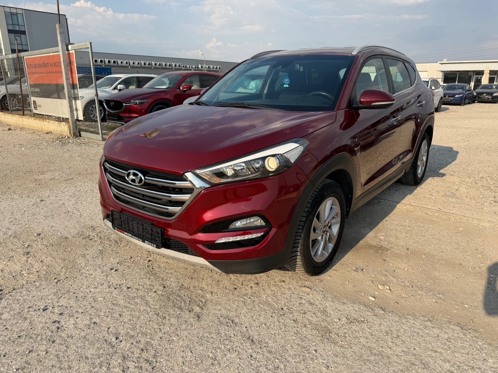 Hyundai Tucson 1.7CRDI | АВТОМАТ| ПОДГР| КАМЕРА| КЕЙЛЕС