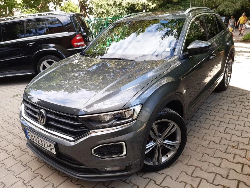 VW T-Roc 1.5TSI R-Line, снимка 3 - Автомобили и джипове - 56059638
