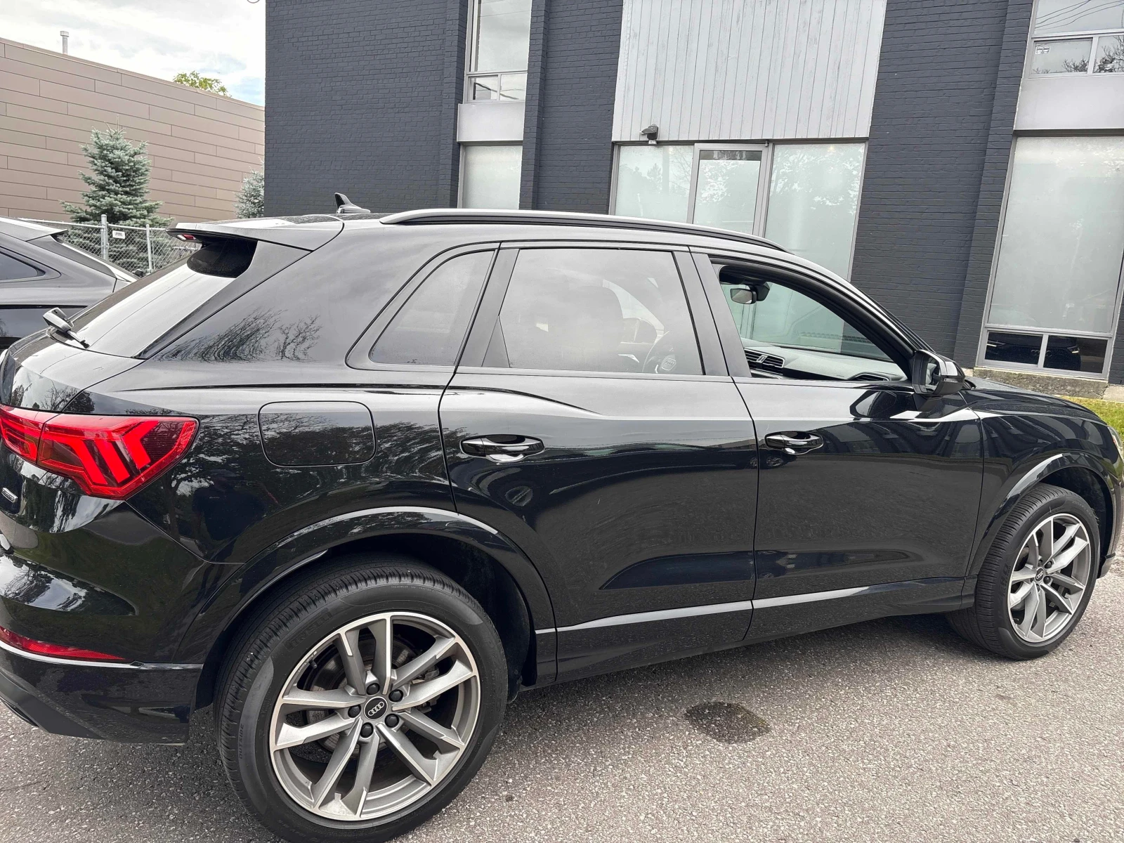 Audi Q3 * 45 TFSI * CARFAX * ОПЦИЯ ЗА ФИНАНСИРАНЕ * , снимка 3 - Автомобили и джипове - 56118908