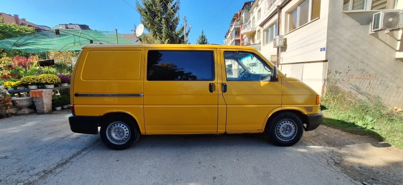 VW Transporter, снимка 4 - Бусове и автобуси - 47591944