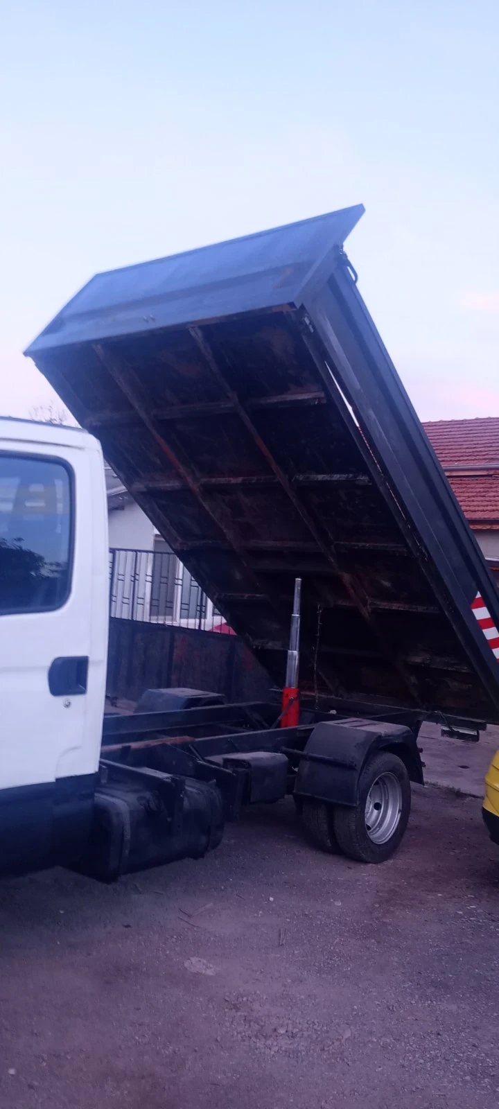 Iveco Daily, снимка 11 - Бусове и автобуси - 54478027