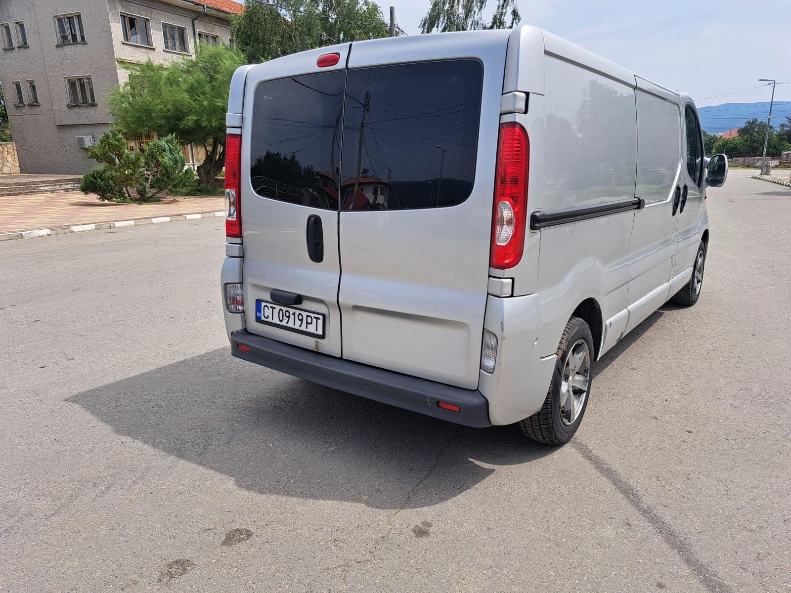 Opel Vivaro 2.0 MAXI KLIMA  - изображение 6