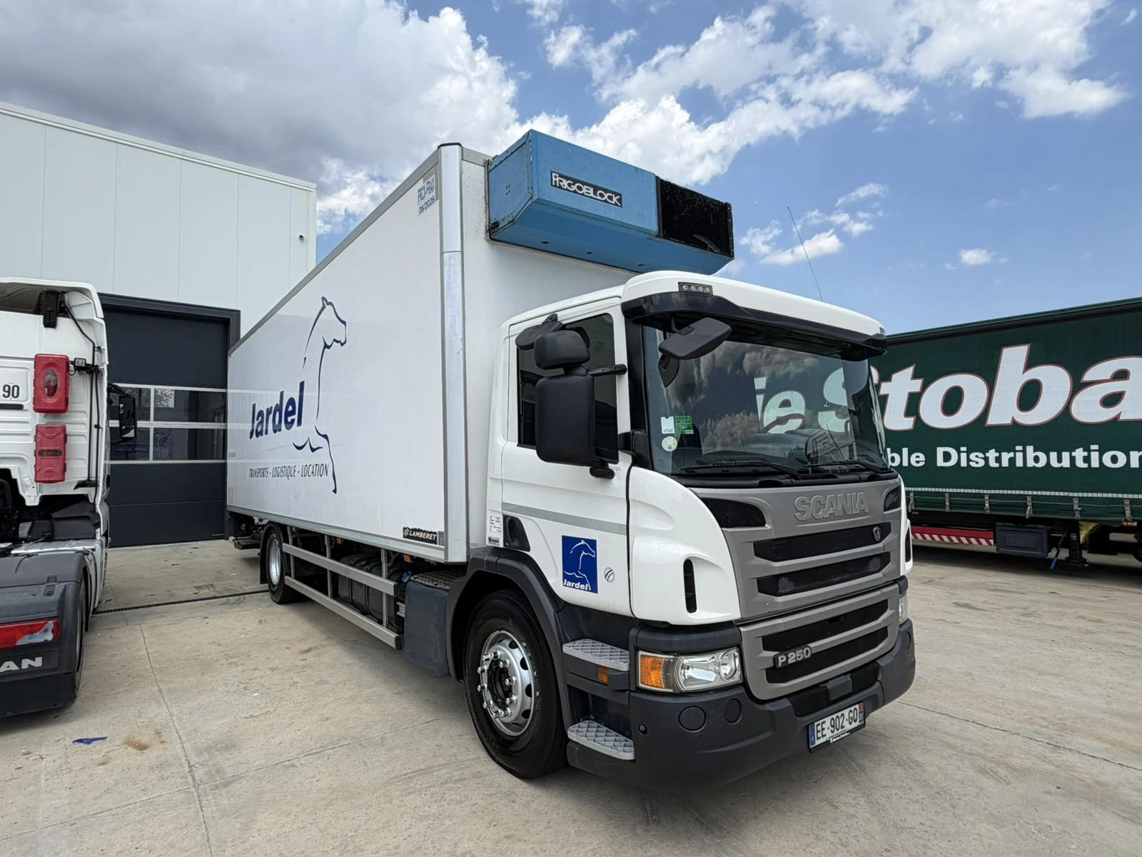 Scania P 250 хладилен
