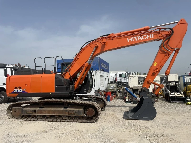 Багер Hitachi ZX 210 LC-6, снимка 12 - Индустриална техника - 45302340