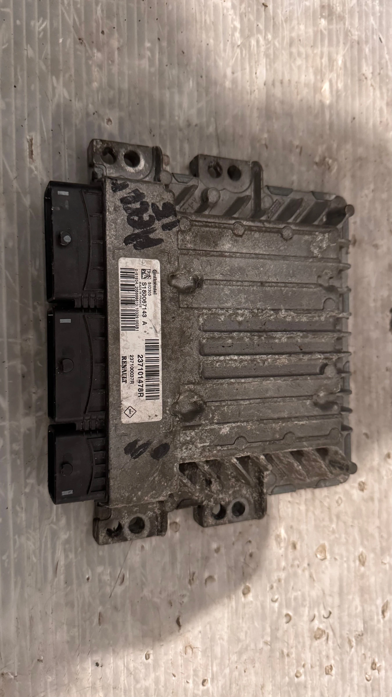    / ECU /     Renault Megane -  237101478R /  S180067143 | Mobile.bg   1