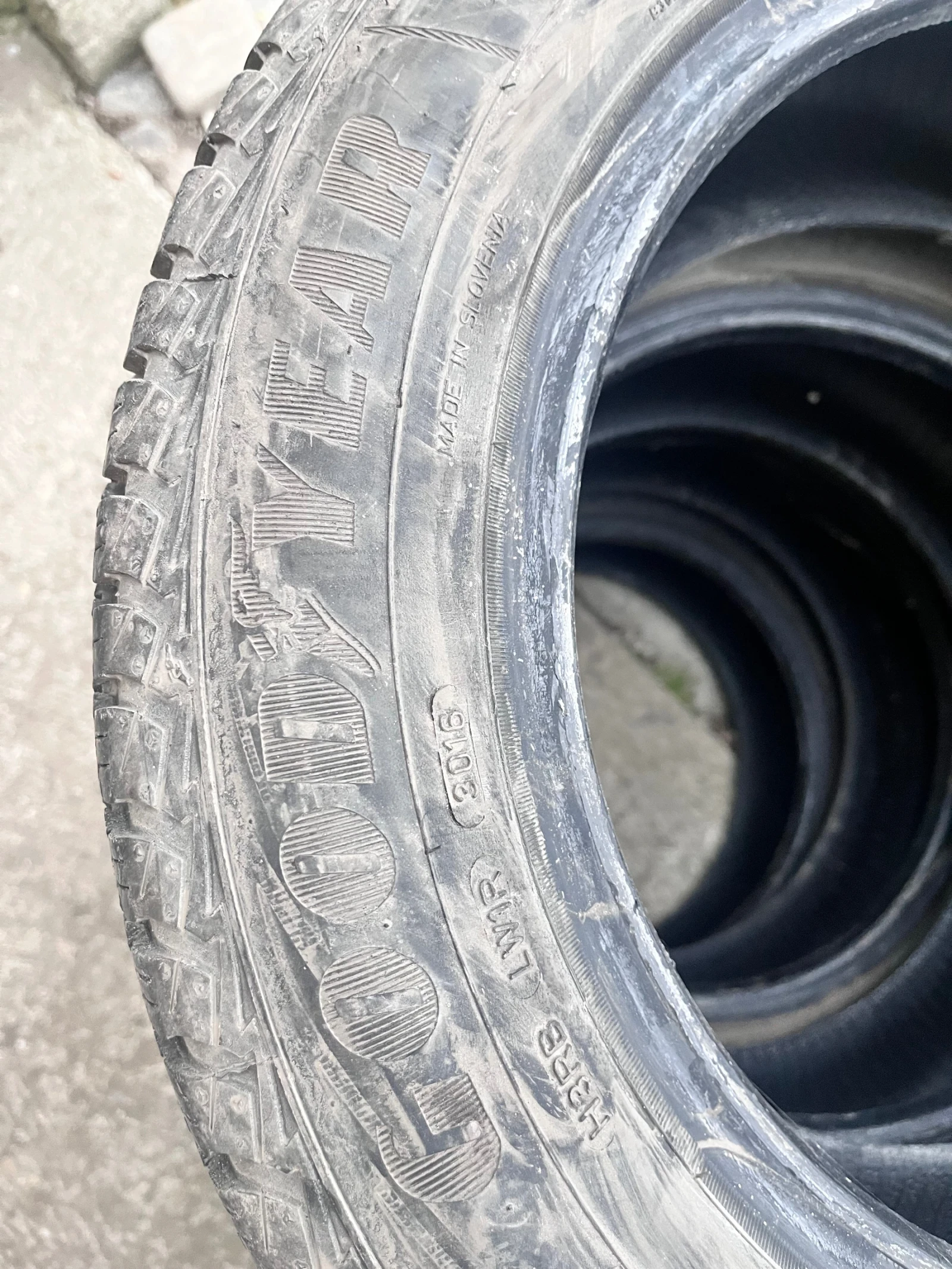 Гуми Всесезонни 185/60R15, снимка 4 - Гуми и джанти - 54019203