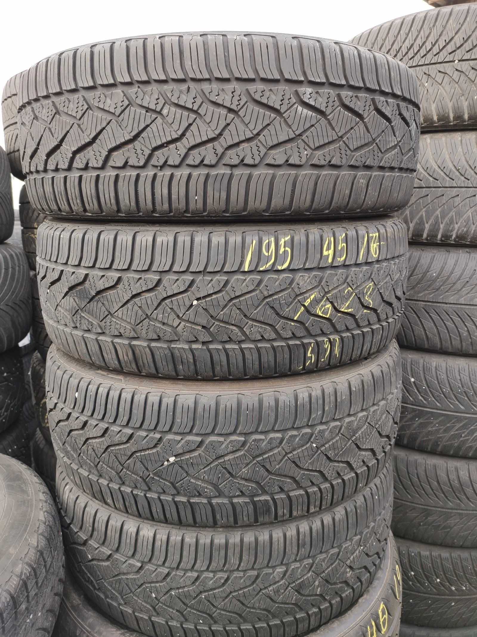 Гуми Всесезонни 195/45R17, снимка 6 - Гуми и джанти - 54734733