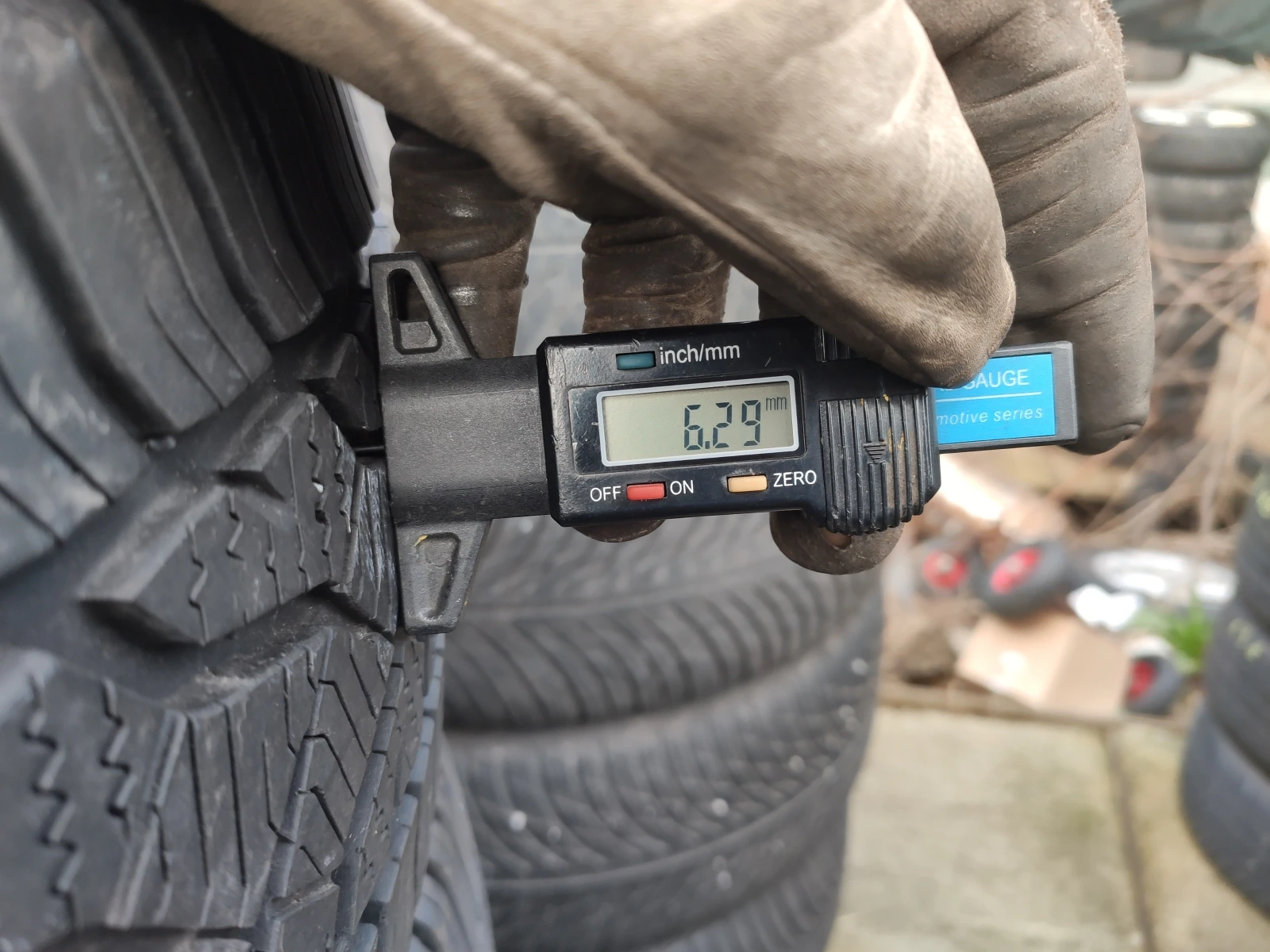 Гуми Всесезонни 195/45R17, снимка 7 - Гуми и джанти - 54734733