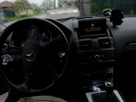Mercedes-Benz C 220, снимка 6