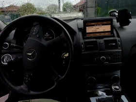 Mercedes-Benz C 220, снимка 2