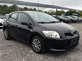Toyota Auris 106000км, снимка 3