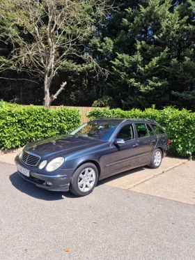 Mercedes-Benz E 320, снимка 3