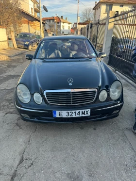 Mercedes-Benz E 270 2.7/177кс/2002/БАРТЕР ЗА ПО-МАЛКА КОЛА!!!, снимка 2