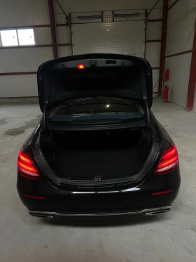 Mercedes-Benz E 200, снимка 11