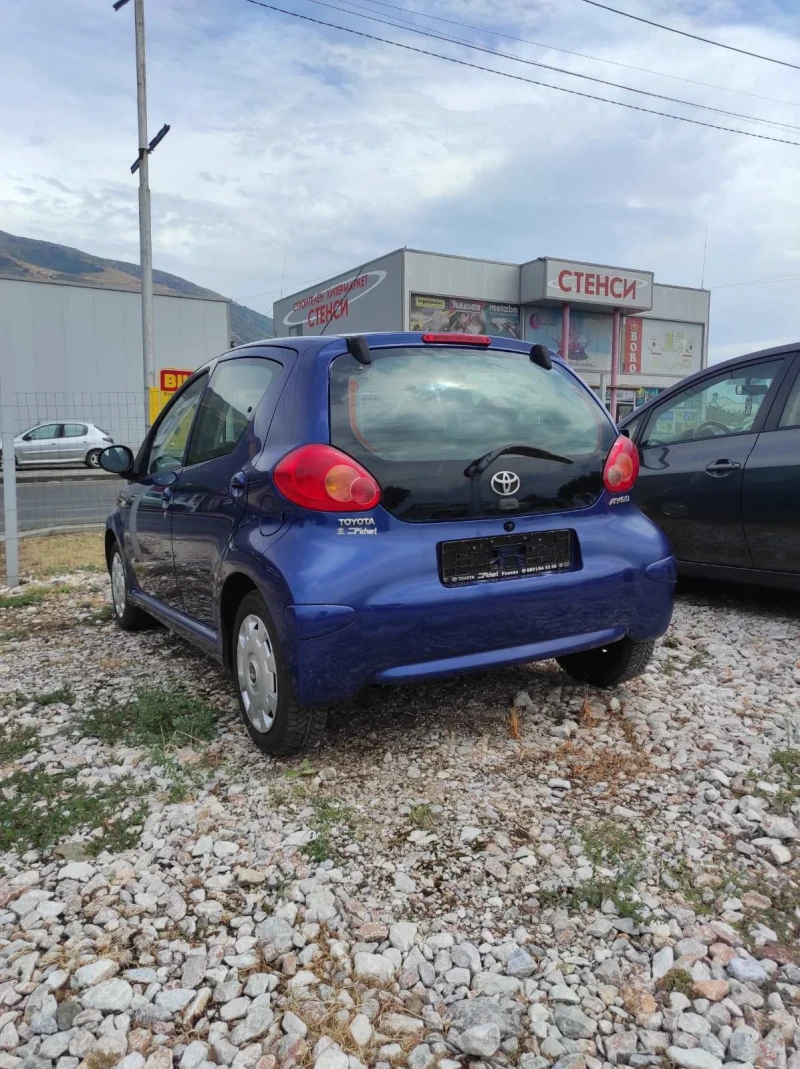 Toyota Aygo Клима, снимка 5 - Автомобили и джипове - 47310209