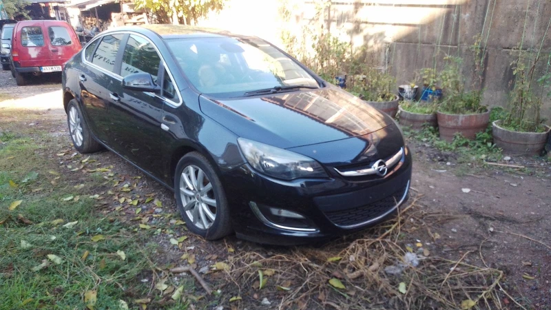 Opel Astra 1.7 CDTI, снимка 2 - Автомобили и джипове - 48400539