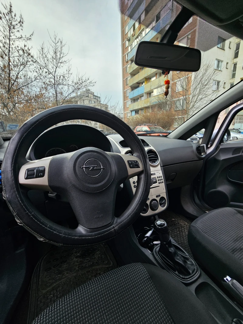 Opel Corsa, снимка 6 - Автомобили и джипове - 48886310